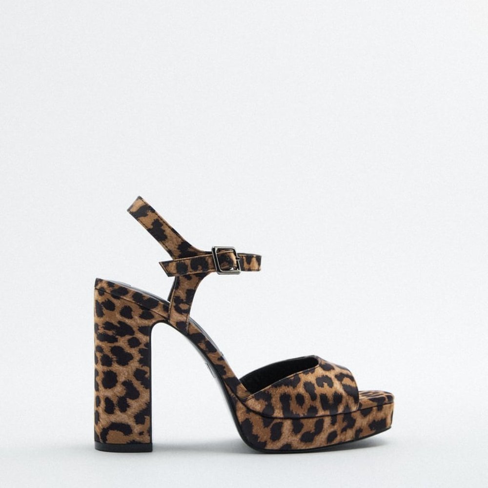 NEW ZARA LEOPARD PRINT HIGH HEELED PLATFORM SANDALS SHOES WOMENS SIZE 7.5 - Picture 4 of 5